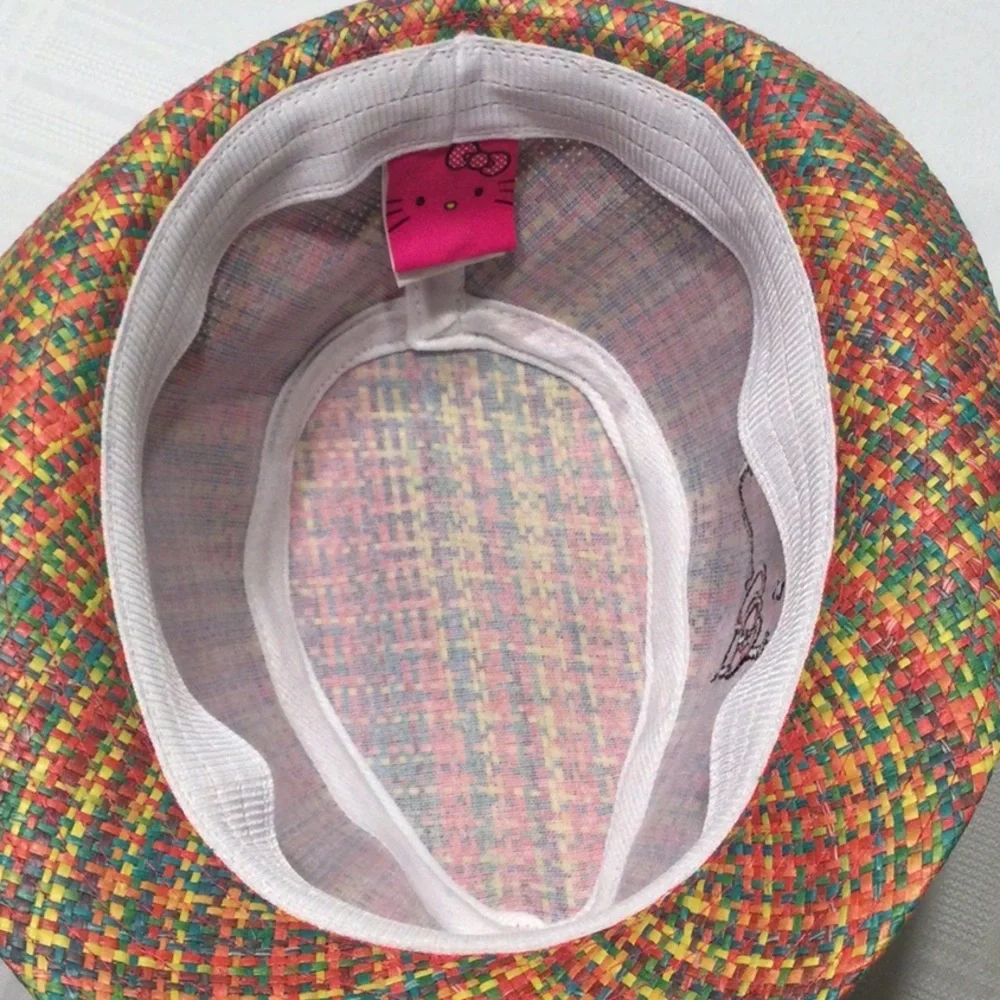 Hello Kitty 100% Paper Hat​